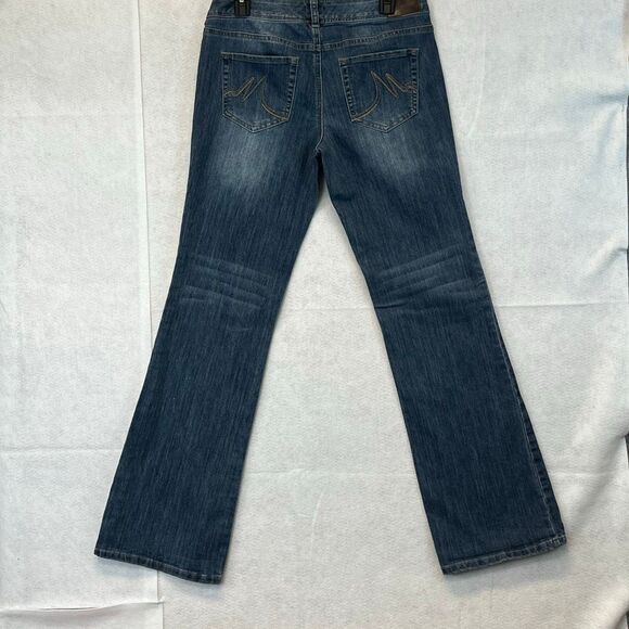 MAURICES Jeans Women's Size 9/10 Long Blue Denim Mid-Rise Bootcut Medium Wash - Picture 12 of 16